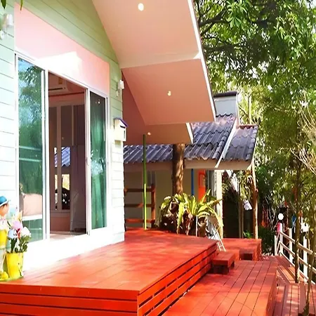 บ้านฟ้าใส รีสอร์ท