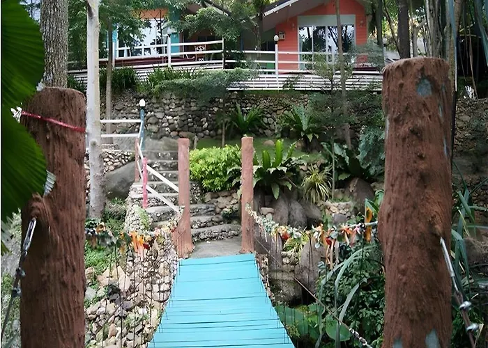รีสอร์ท Baan Fahsai 3*