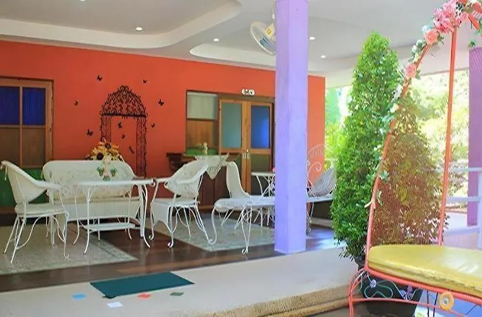 Resort Baan Fahsai 3*